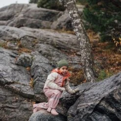 Edinburgh Color-blocked Recycled Rain Jacket Woody Rose/Rust -Kuling 1024x1024 1319