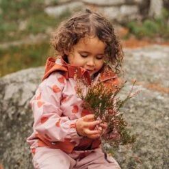 Stockholm Heart Printed Shell Jacket Woody Rose 29 Stockholm Heart Printed Shell Jacket Woody Rose -Kuling 1024x1024 1452