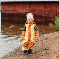 Edinburgh Recycled Lined Rain Coverall Yellow/Rust/Moss -Kuling 1024x1024 1507