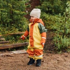 Edinburgh Recycled Lined Rain Coverall Yellow/Rust/Moss -Kuling 1024x1024 1512