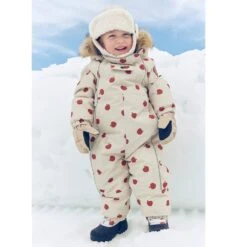 Val D'Isere Snowsuit Foggy White Apple -Kuling 1024x1024 2068