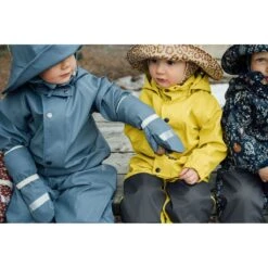 Vilnius Recycled Rain Mittens Flintstone Blue -Kuling 1024x1024 3286