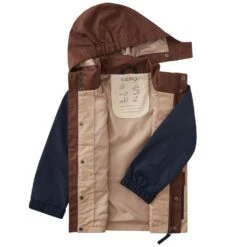 Stockholm Color-blocked Shell Jacket Sand/Navy/Brown -Kuling 1024x1024 738