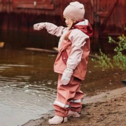 Edinburgh Recycled Rain Pants Woody Rose/Burnt Pink/Burgundy -Kuling 1024x1024 933